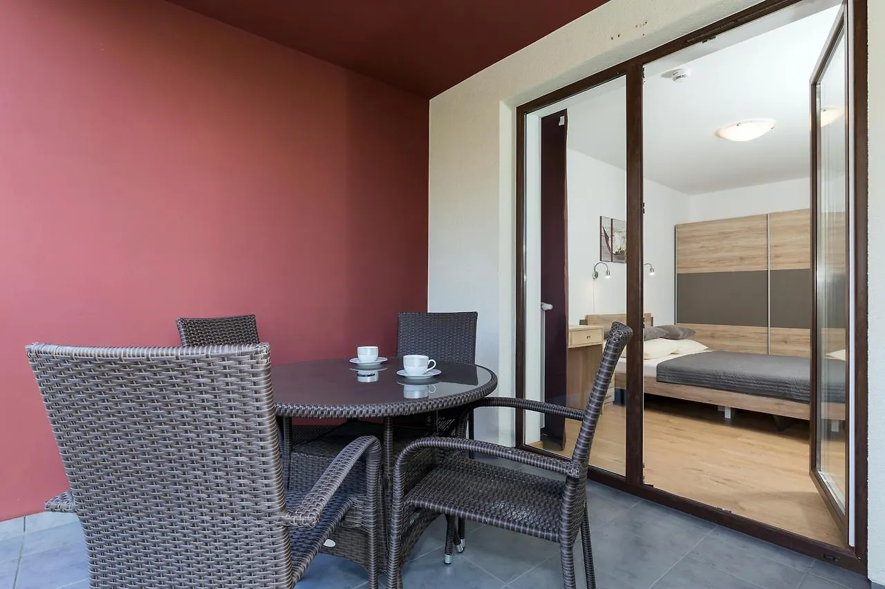 Jantar Apartamenty - Family Vacation Polanki Kolobrzeg 0*,